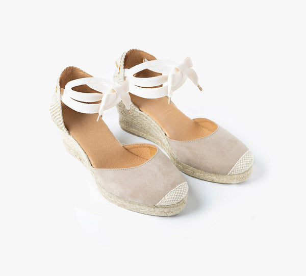 Jimena Taupe Medium Wedge Laces