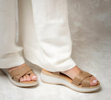 Napoli Ergonomic Crisscross Camel