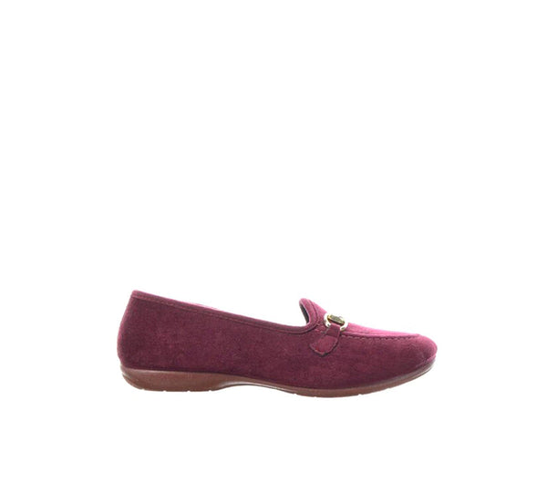 Comfy Burgundy Slipper